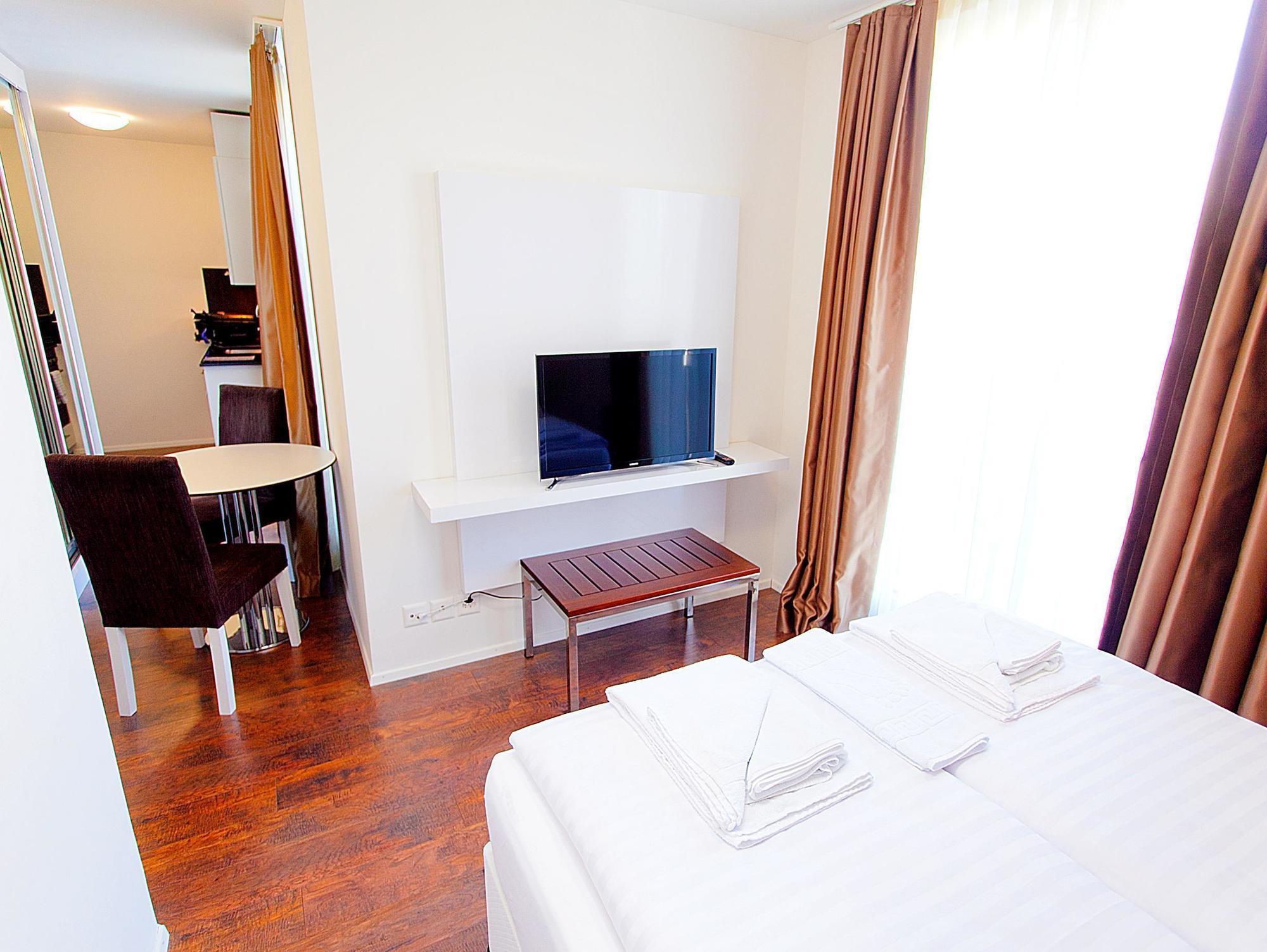 Suite Apartments By Livingdowntown Zürich Eksteriør billede